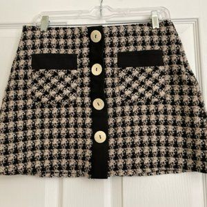 Zara Mini Skirt, Tweed with Wooden Bottons, Size L